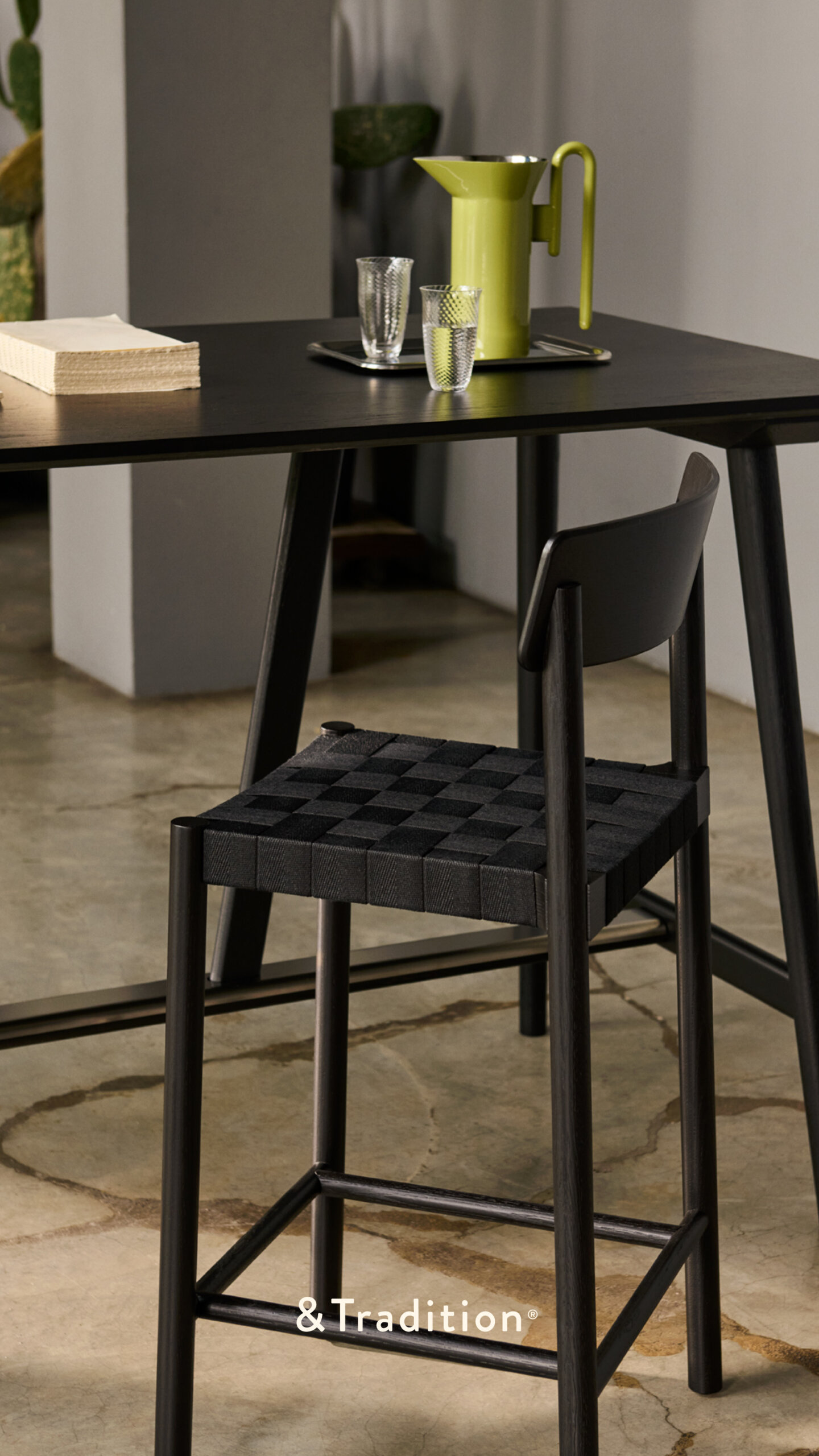 Betty bar stool